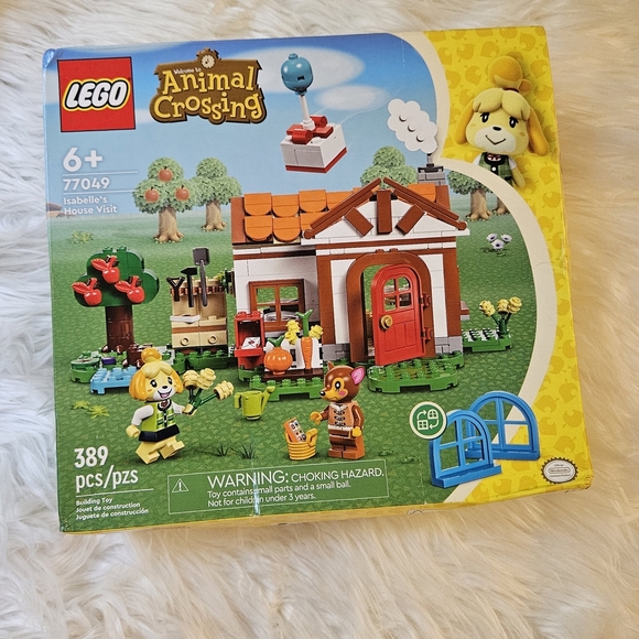 LEGO Animal Crossing Isabelle's House Building Set - Picture 1 of 1